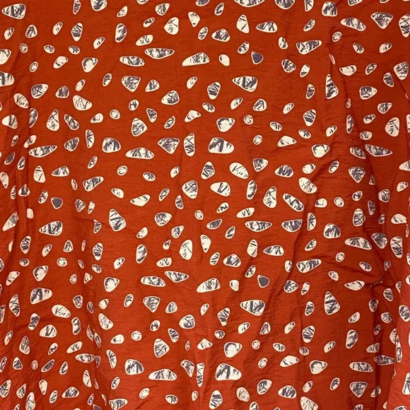 Flaunt Boutique Rust Pebble Blouse - Picture 5 of 10